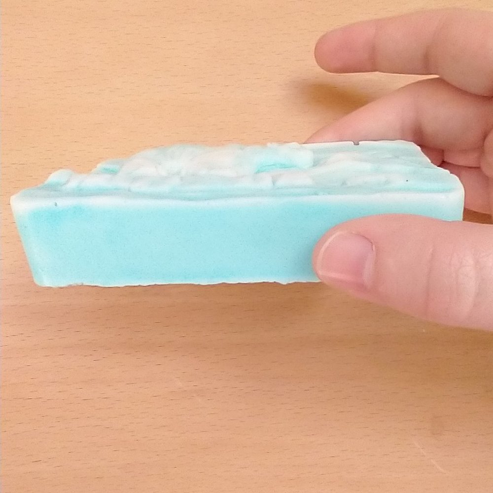 Polar Bear: Peppermint & Cinnamon Swirl Soap - Picture 2 of 2